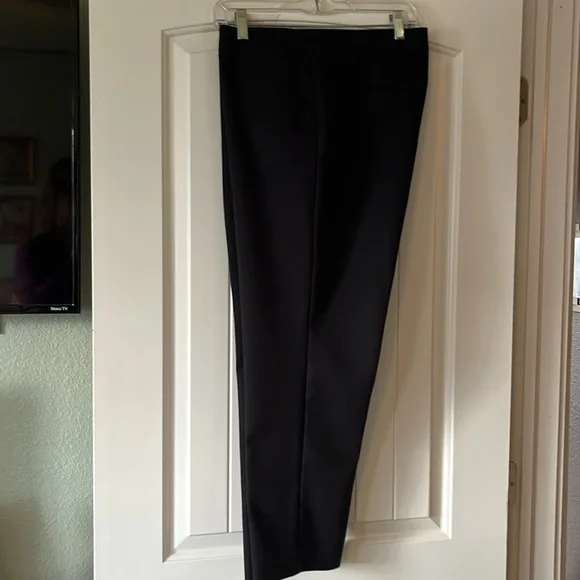 Chicos Black Ankle Length Black Dress Slacks. Chicos Size 2 / Women’s Size 12. - Picture 2 of 7